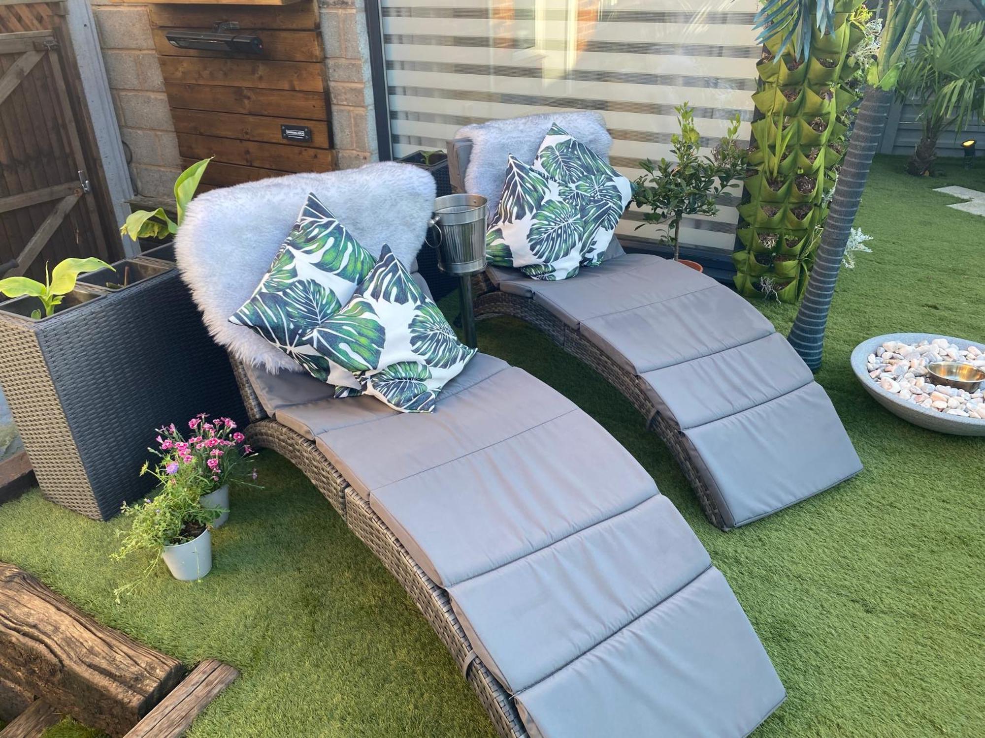 Mini Love Island Style Guest House Includes Personal Hot 24 Hour Swimming Pool, Outdoor Bathtub, Heated Dining Dome And Fire Pit, All This Is Secretly Located In The Busy Suburbs Of Nottingham Exterior foto